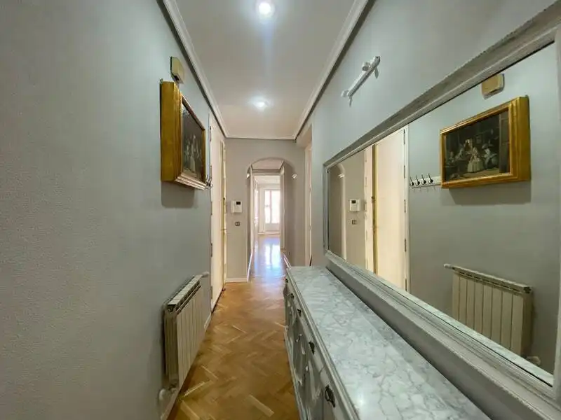 Flat for rent in FUENCARRAL , Trafalgar