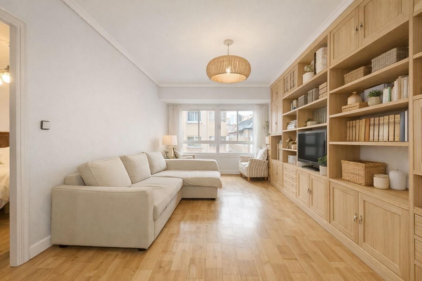 Sala d'estar de Pis en venda en A Coruña Capital  amb Calefacció i Parquet