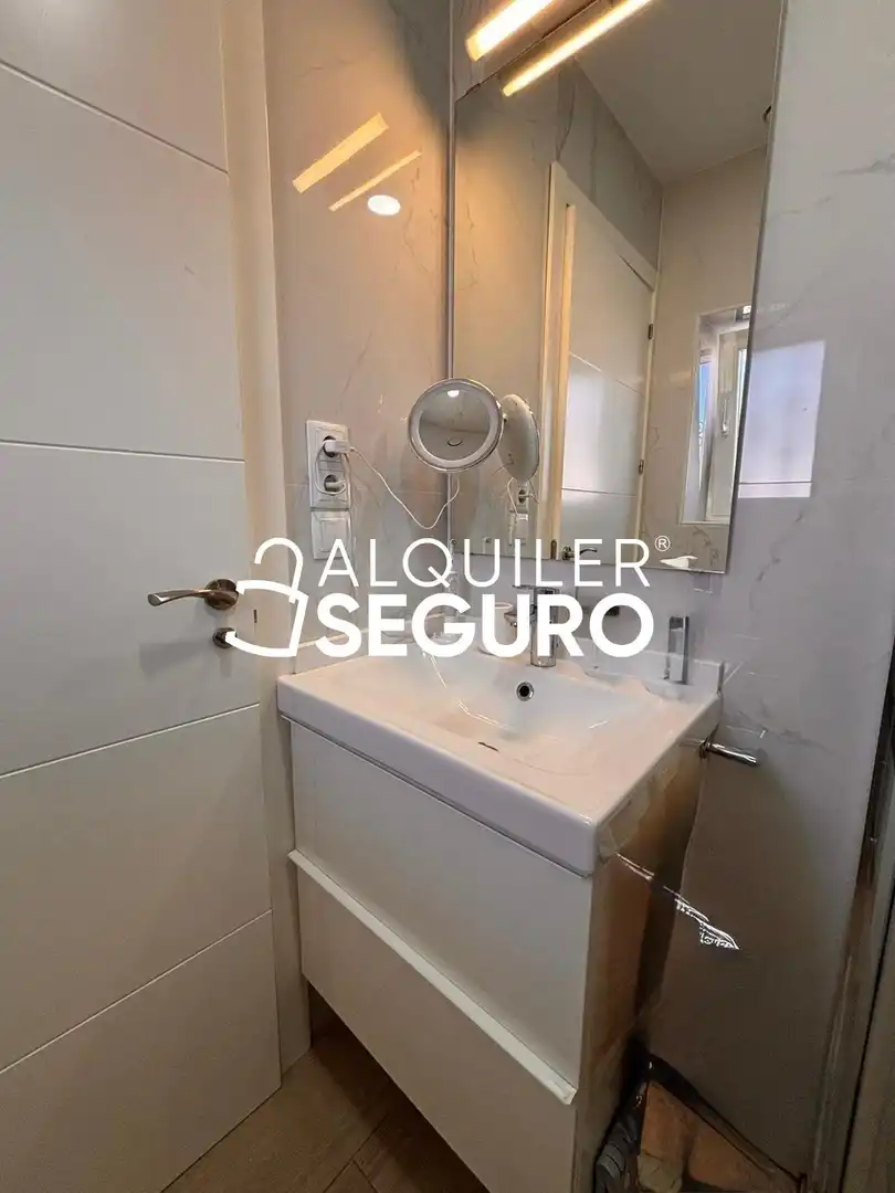Appartamento con ascensore in affitto a Sta. Comba, imagen 31