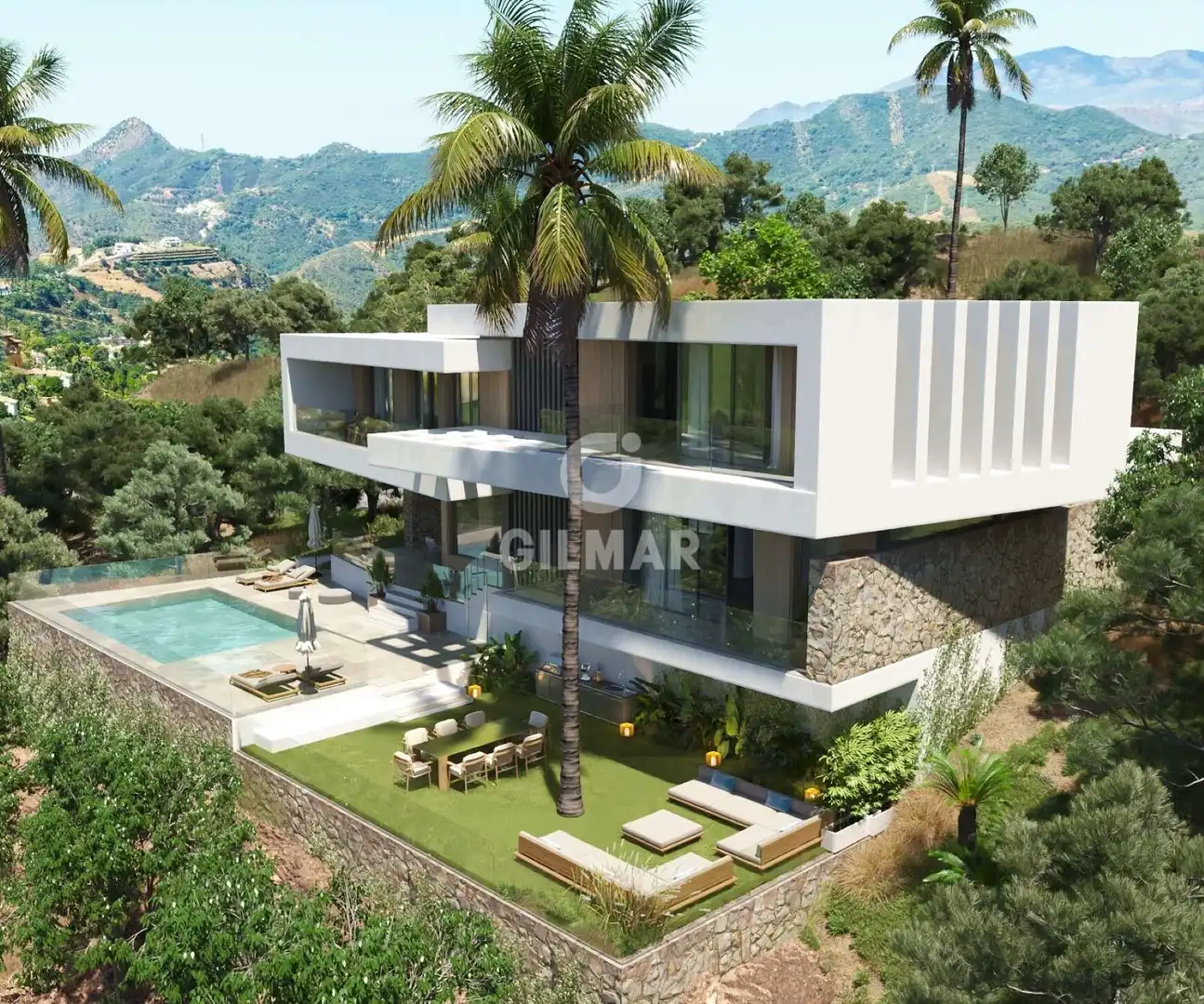 Chalet con piscina en venta en Sotogrande Alto