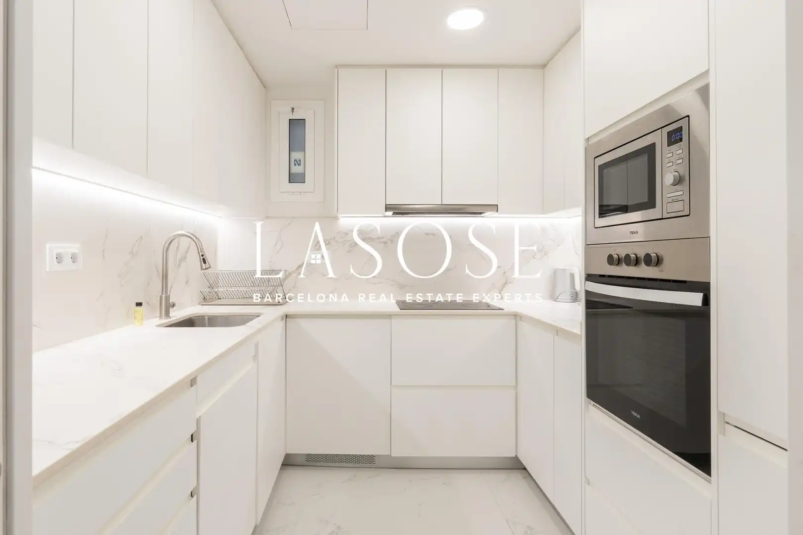 Appartement avec terrasse à vendre à Carrer CONSELL DE CENT, imagen 3