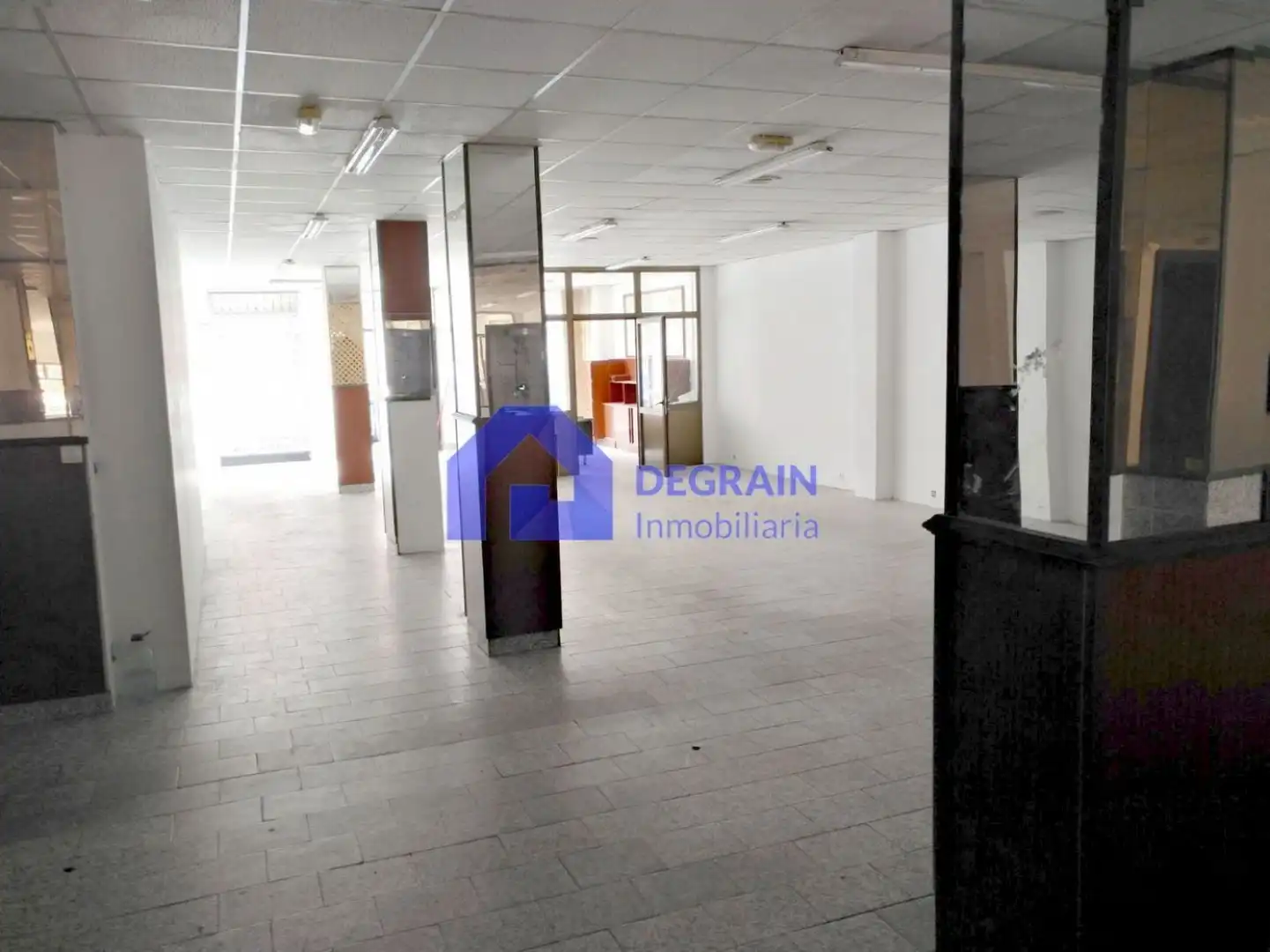Local de lloguer en Sur