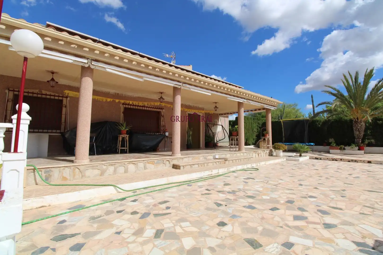 Jardí de Casa o xalet en venda en Alicante / Alacant amb Aire condicionat, Calefacció i Jardí privat