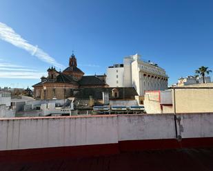 Exterior view of Study for sale in  Sevilla Capital  with Air Conditioner, Heating and Terrace