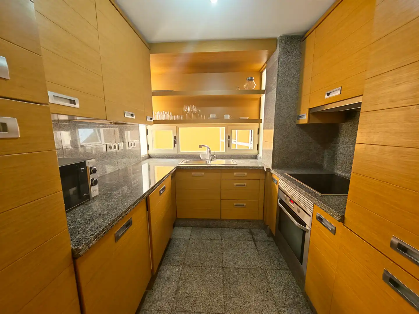 Kitchen of Flat for rent in Alhaurín de la Torre  with Air Conditioner, Heating and Private garden