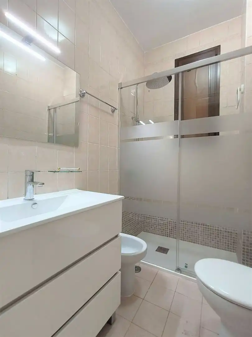 Baño de Piso de alquiler en Madrid con Calefacción