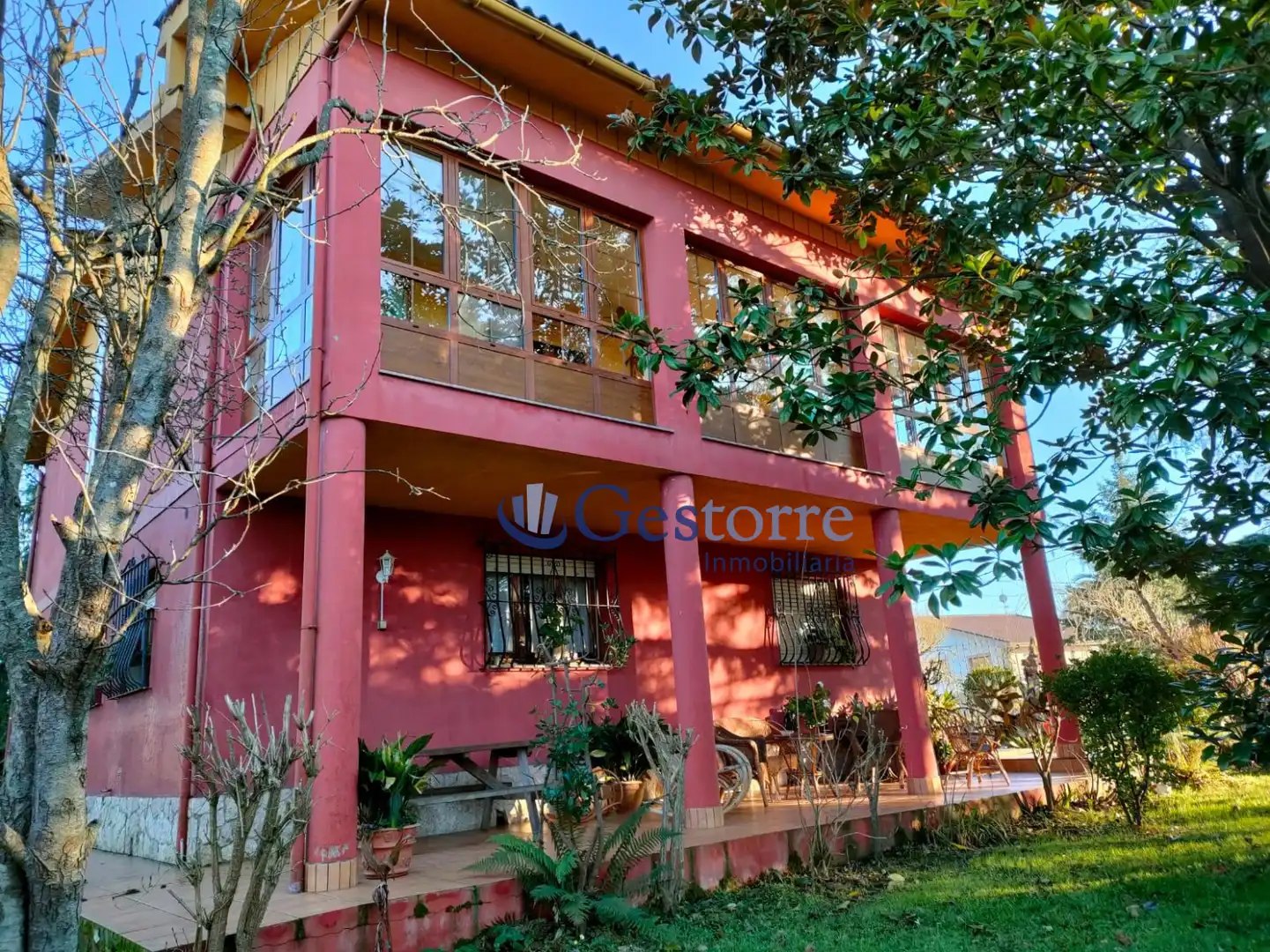 Vista exterior de Casa o chalet en venta en Llanera con Calefacción, Terraza y Trastero
