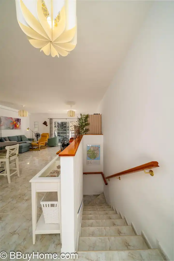 Maisonette zur Miete in Mogán mit Terrasse, Abstellraum und Möbliert