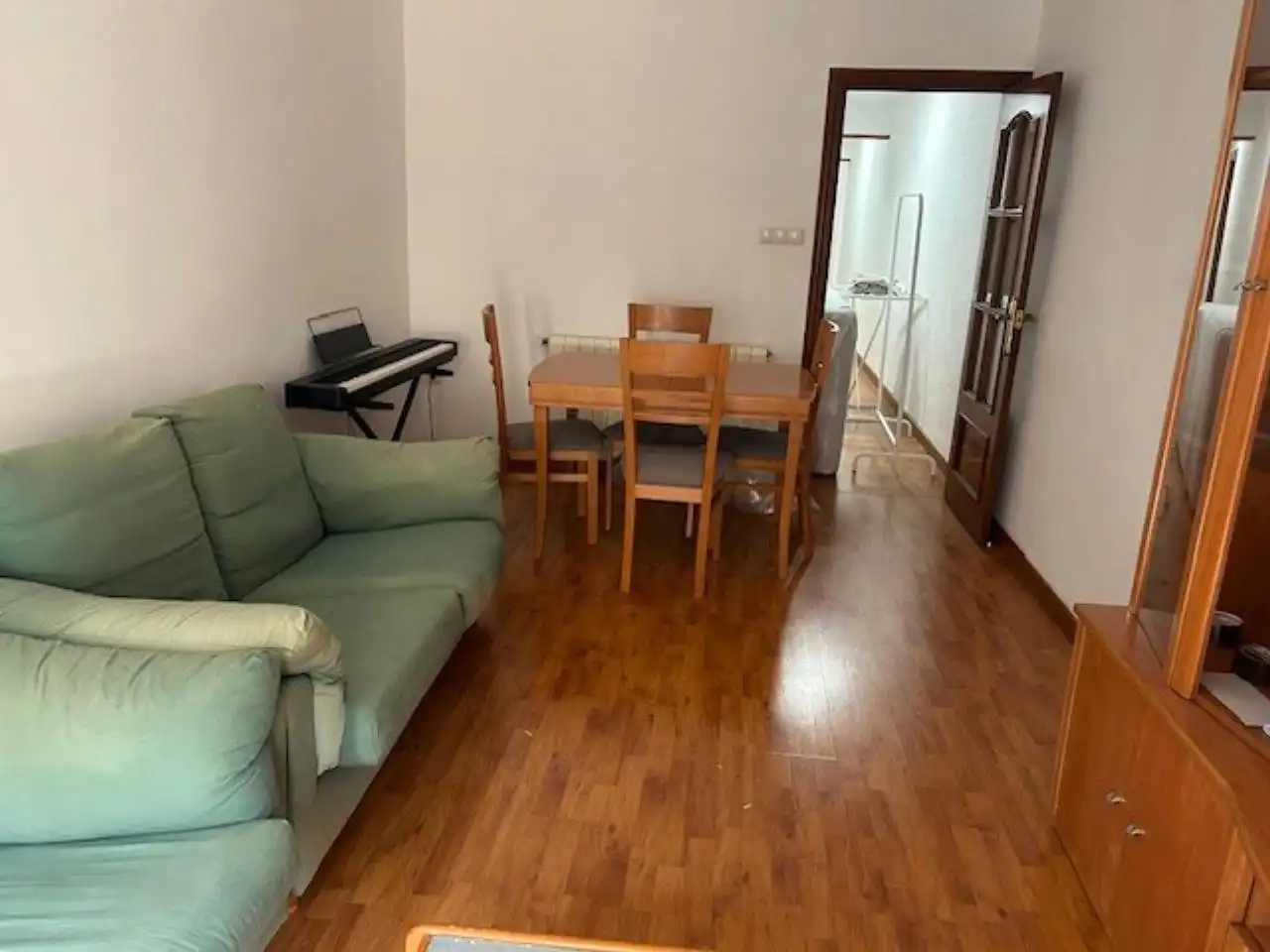 Wohnzimmer von Wohnung zur Miete in Terrassa mit Heizung, Möbliert und Balkon