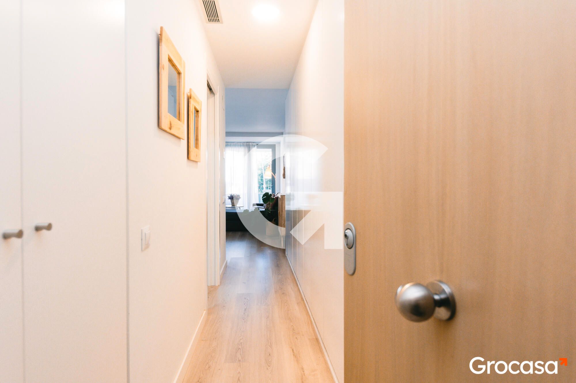 Flat for sale in  Barcelona Capital  with Air Conditioner, Heating and Oven