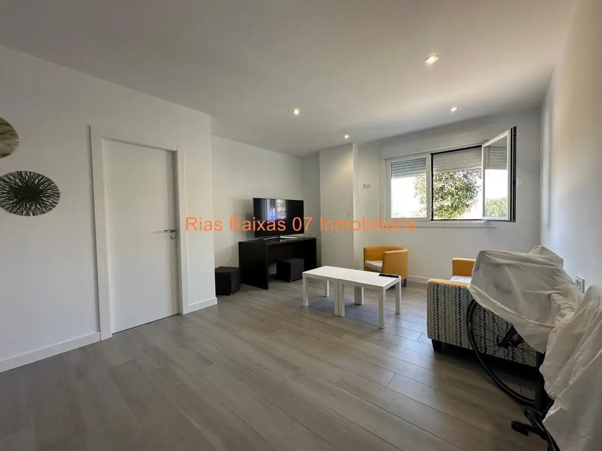 Exterior view of Flat for sale in Vigo   with Air Conditioner and Heating