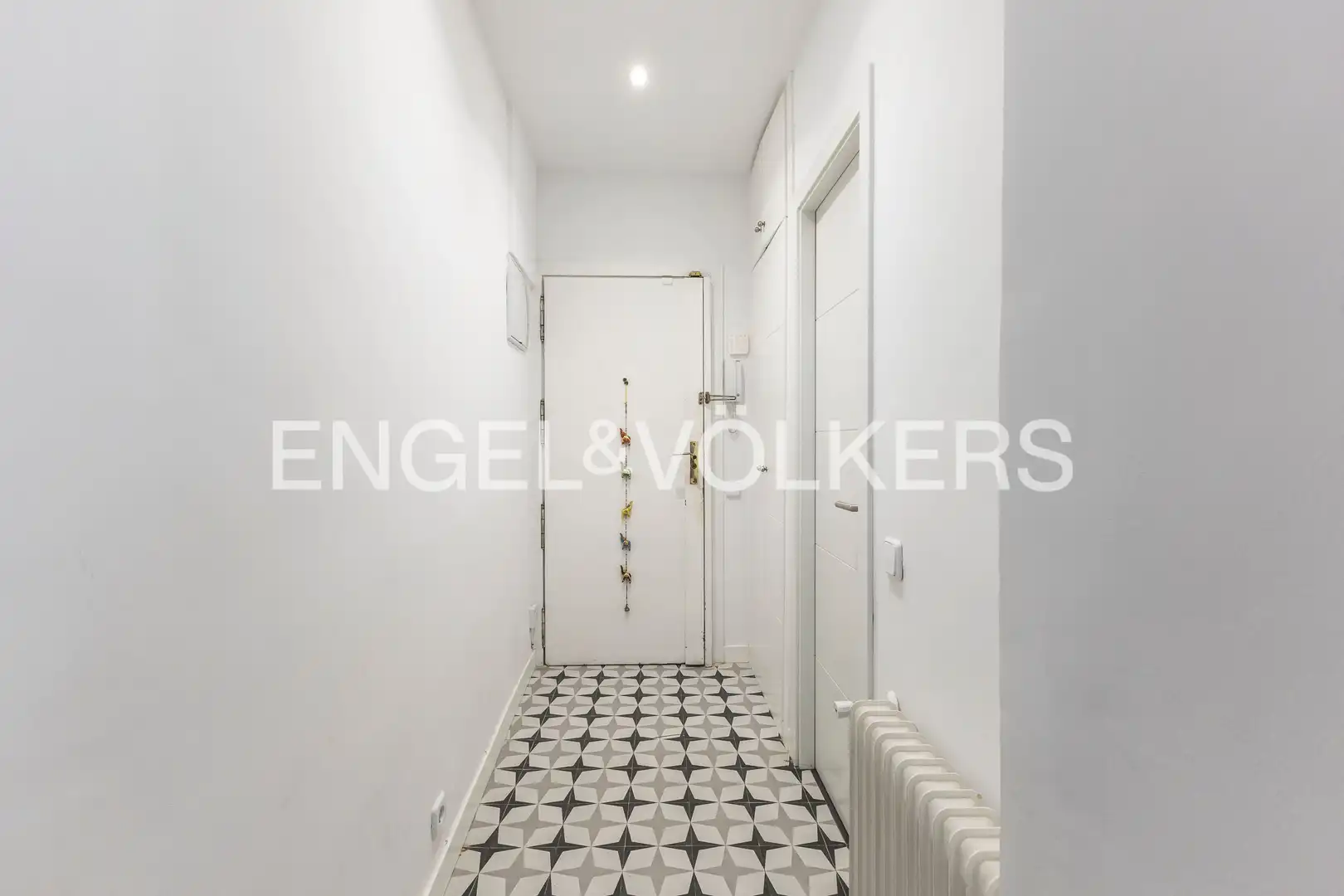 Wohnung zum Verkauf in Madrid mit Klimaanlage und Heizung