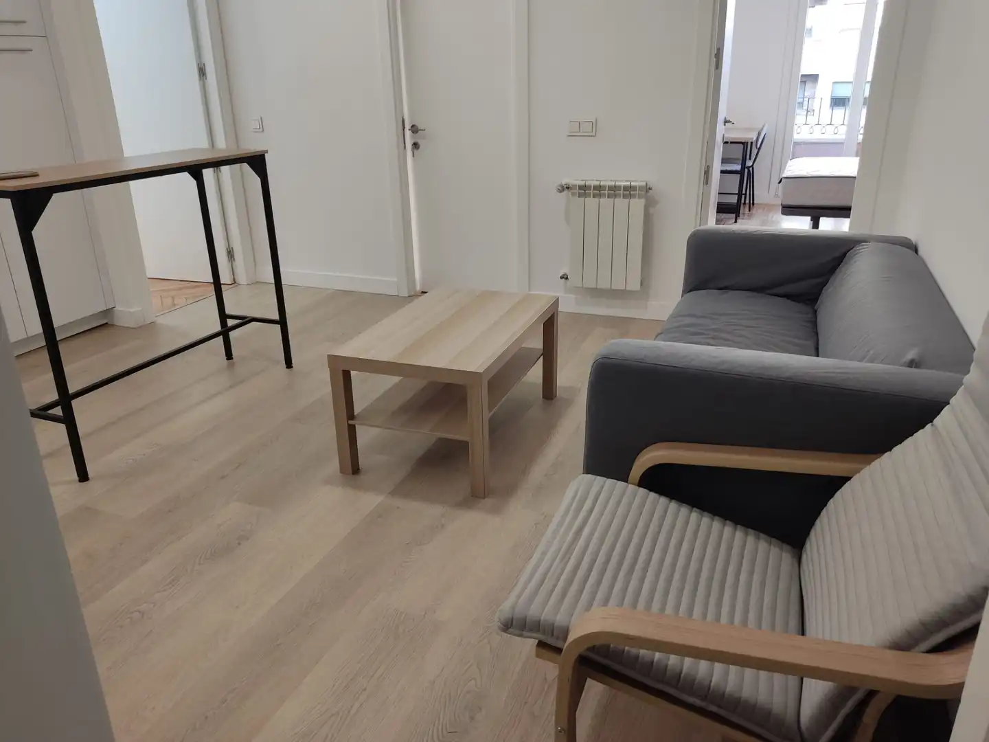 Living room of Flat for share in Madrid  with Heating, Furnished and Oven