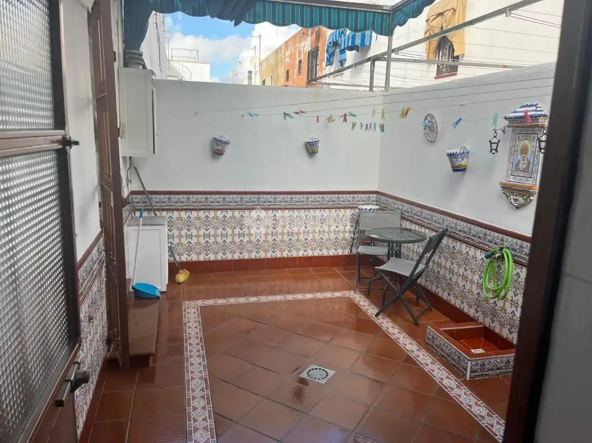 Casa adosada en venta en Centro - Doña Mercedes