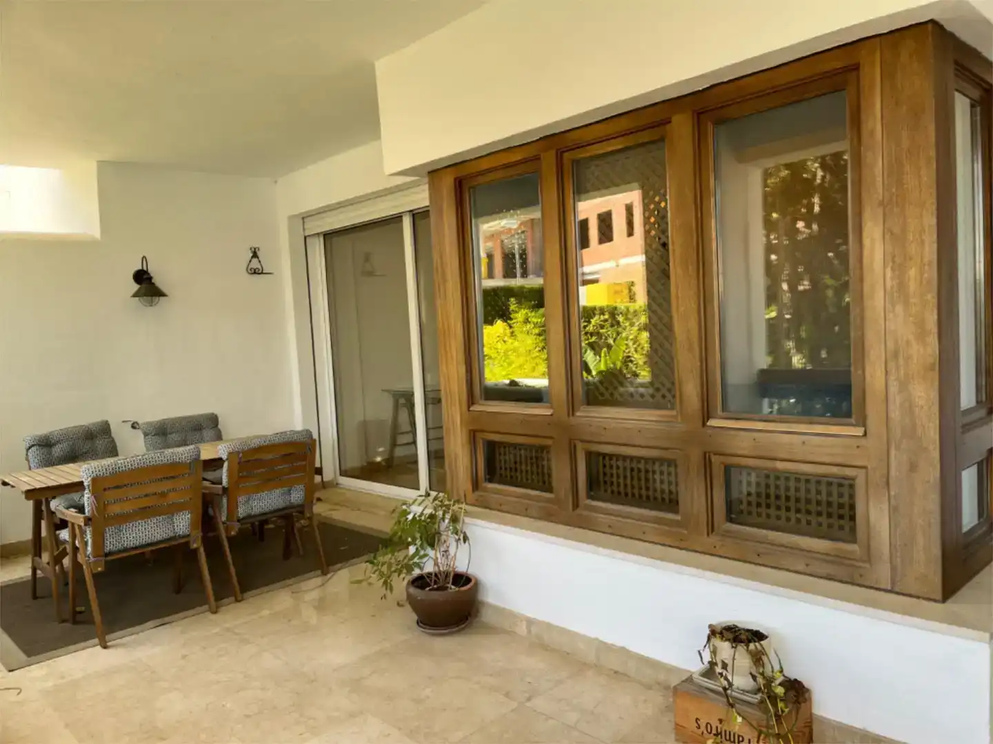 Terrassa de Pis de lloguer en Marbella amb Aire condicionat i Balcó