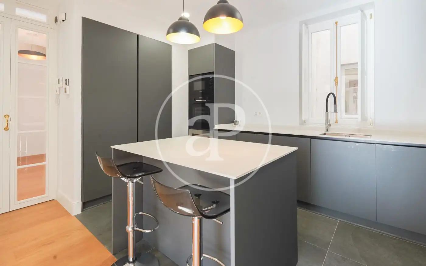 Kitchen of Flat for sale in Madrid  with Air Conditioner, Heating and Storage room