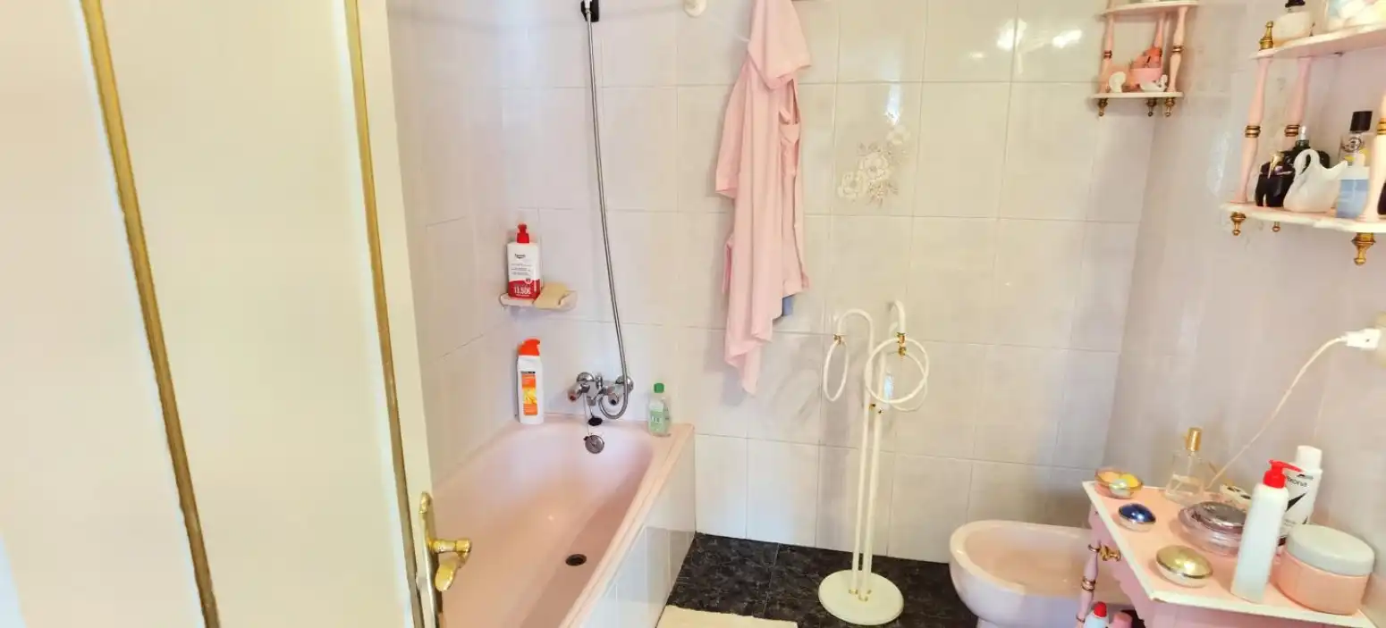 Badezimmer von Haus oder Chalet zum Verkauf in Gijón 