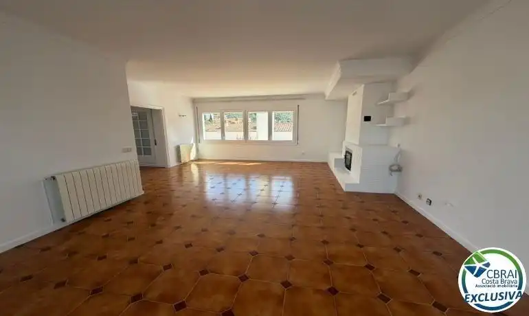 Living room of Attic for sale in Roses  with Terrace