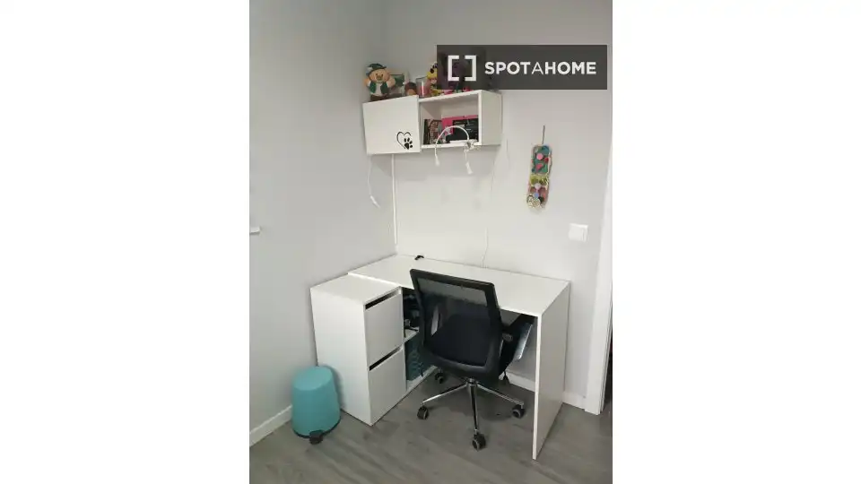 Bedroom of Flat for share in Lliçà de Vall  with Air Conditioner, Heating and Furnished