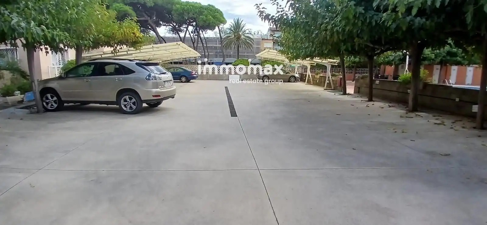 Parking of Attic for sale in Gavà  with Terrace, Swimming Pool and Community pool