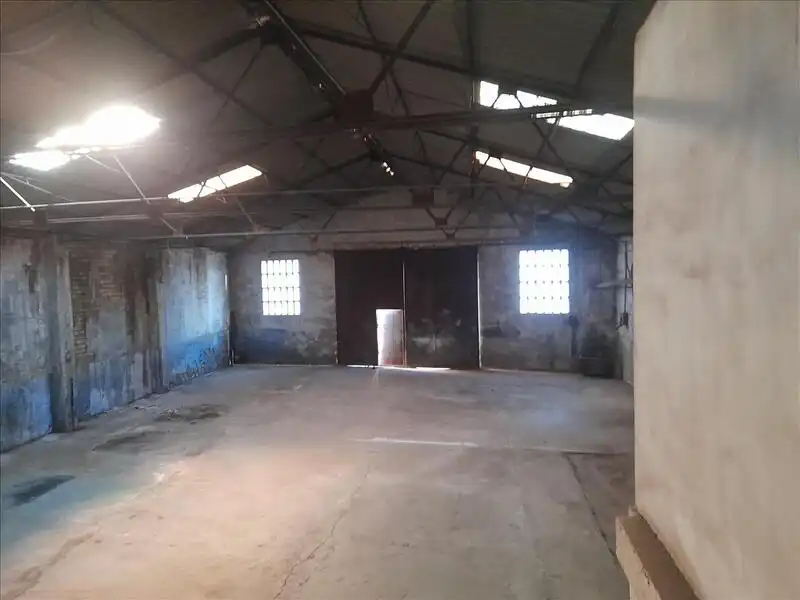 Terreno industrial en venta en Avenida Castellón, El Pilar