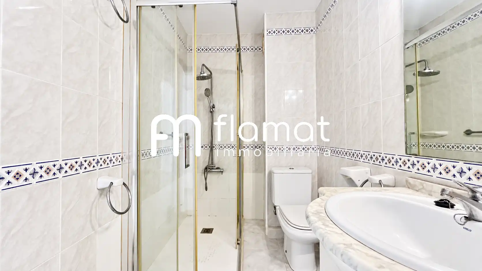 Bathroom of Flat for sale in Can Toni