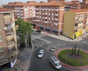 Vista exterior de Pis en venda en Salamanca Capital