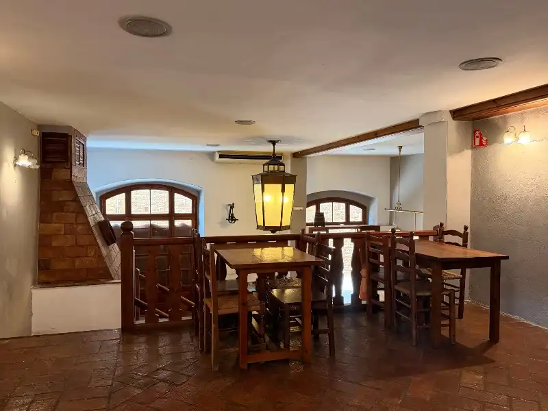 Edificio en venta en La Bisbal d'Empordà