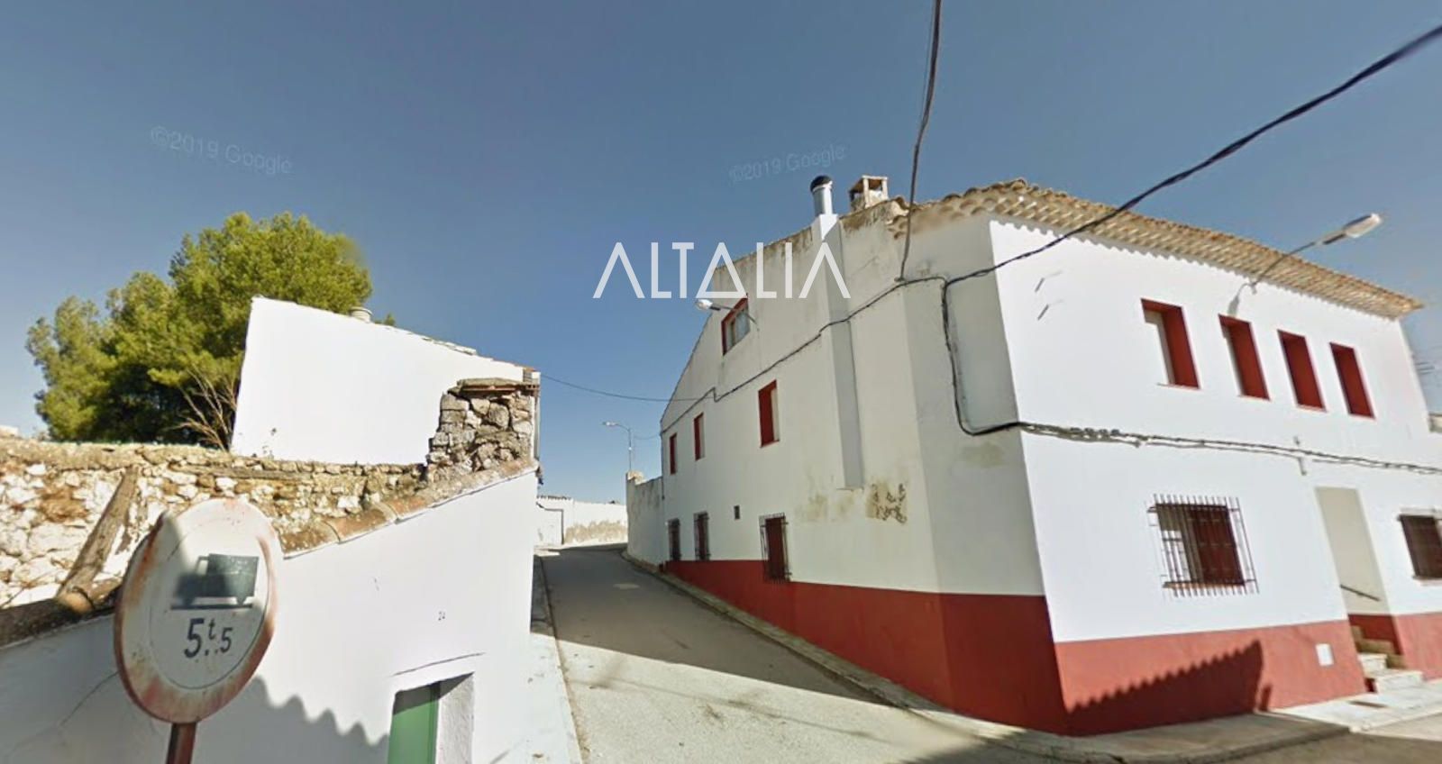 Außenansicht von Wohnung zum Verkauf in Cervera del Llano mit Möbliert