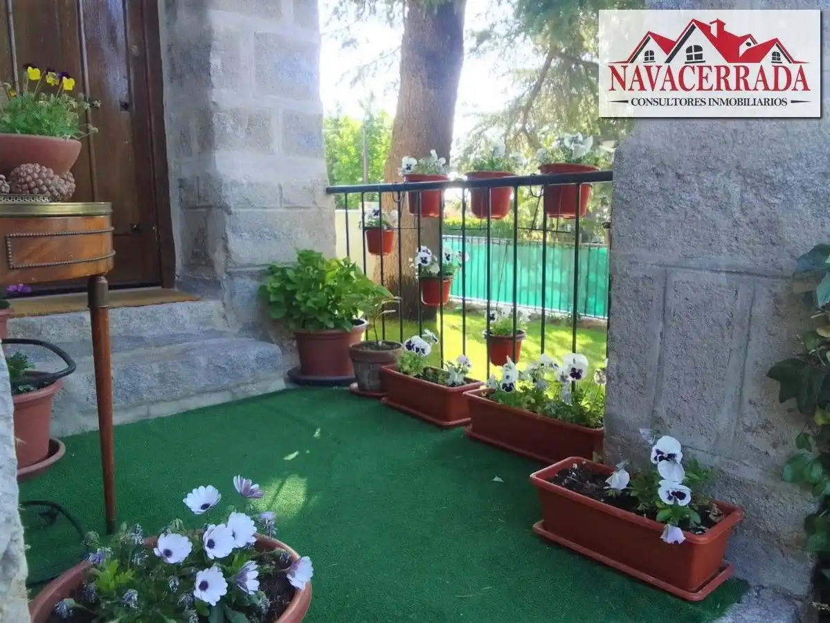 Terrassa de Casa adosada de lloguer en Navacerrada amb Calefacció, Jardí privat i Terrassa