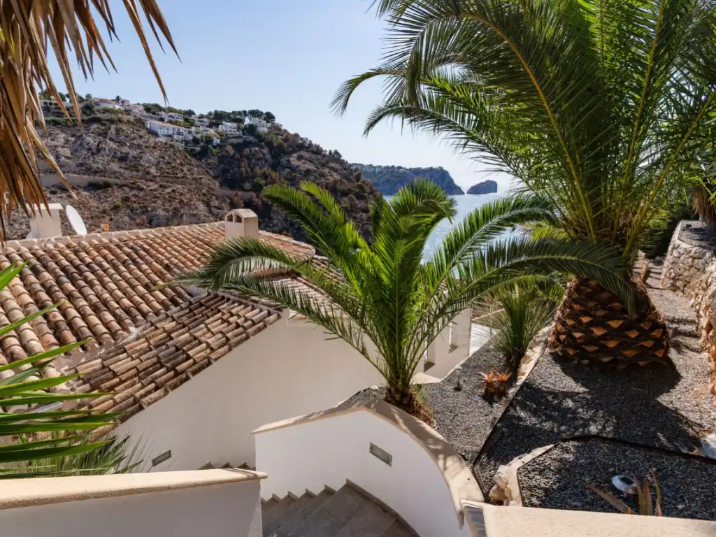 Vista exterior de Casa o xalet en venda en Jávea / Xàbia amb Aire condicionat, Jardí privat i Terrassa