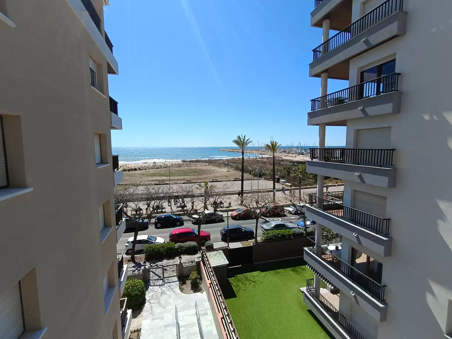 Schlafzimmer von Wohnung zur Miete in Calafell mit Parkett, Terrasse und Abstellraum