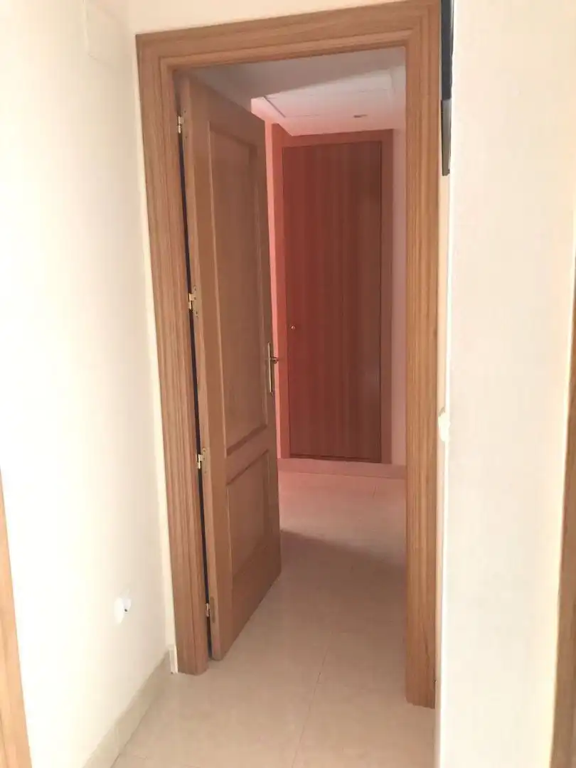Flat for rent in Algeciras  with Air Conditioner and Furnished
