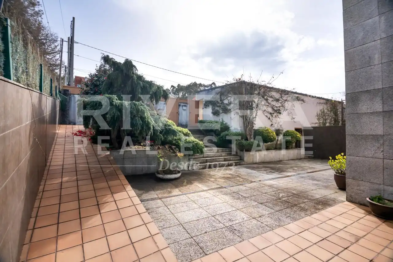 Exterior view of Detached homes for sale in Sanxenxo  with Heating, Private garden and Terrace