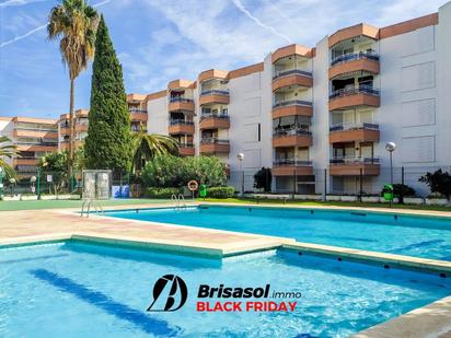 Vista exterior de Apartament en venda en Salou amb Jardí privat, Terrassa i Piscina comunitària