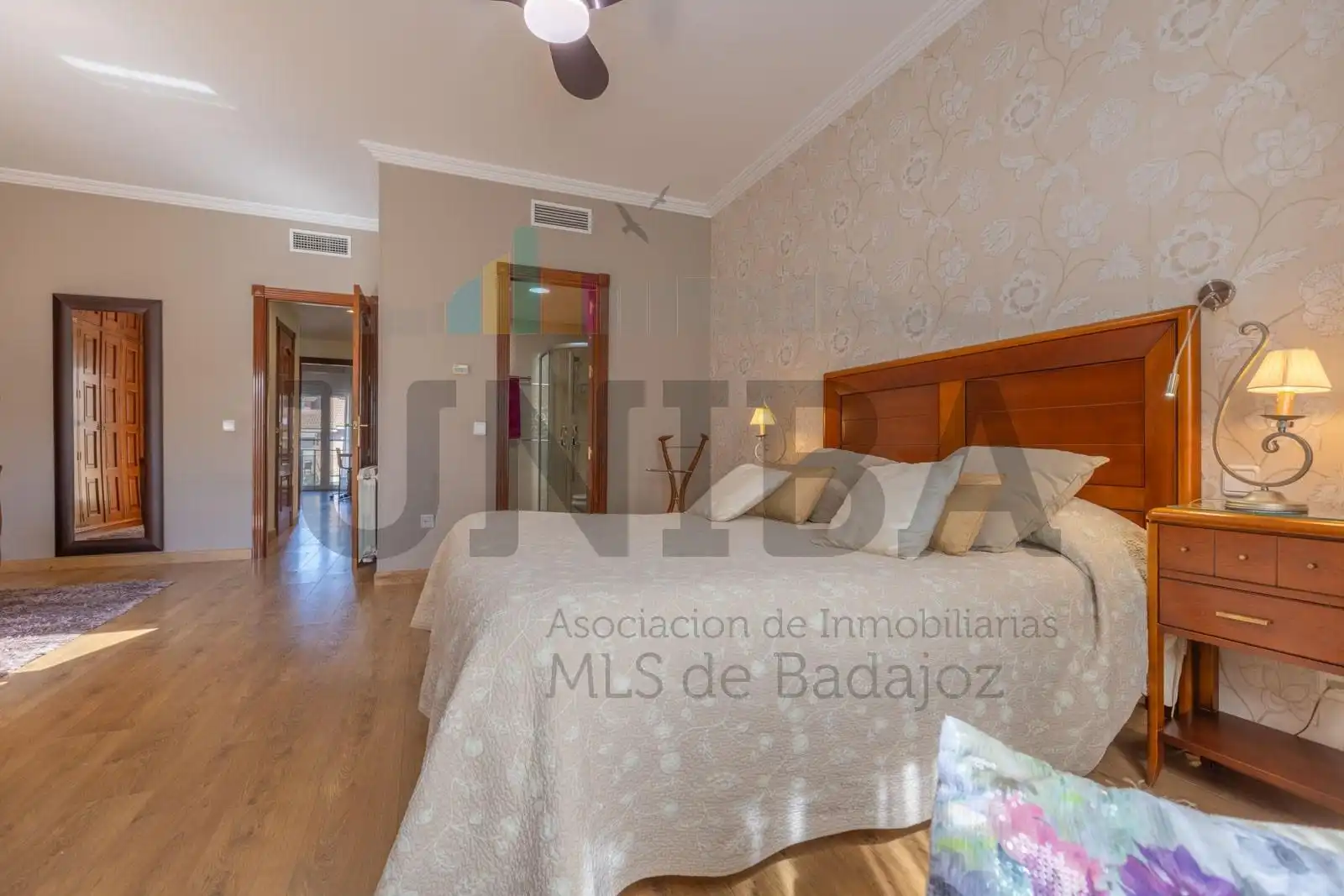 Dormitori de Casa adosada en venda en Badajoz amb Aire condicionat, Calefacció i Traster