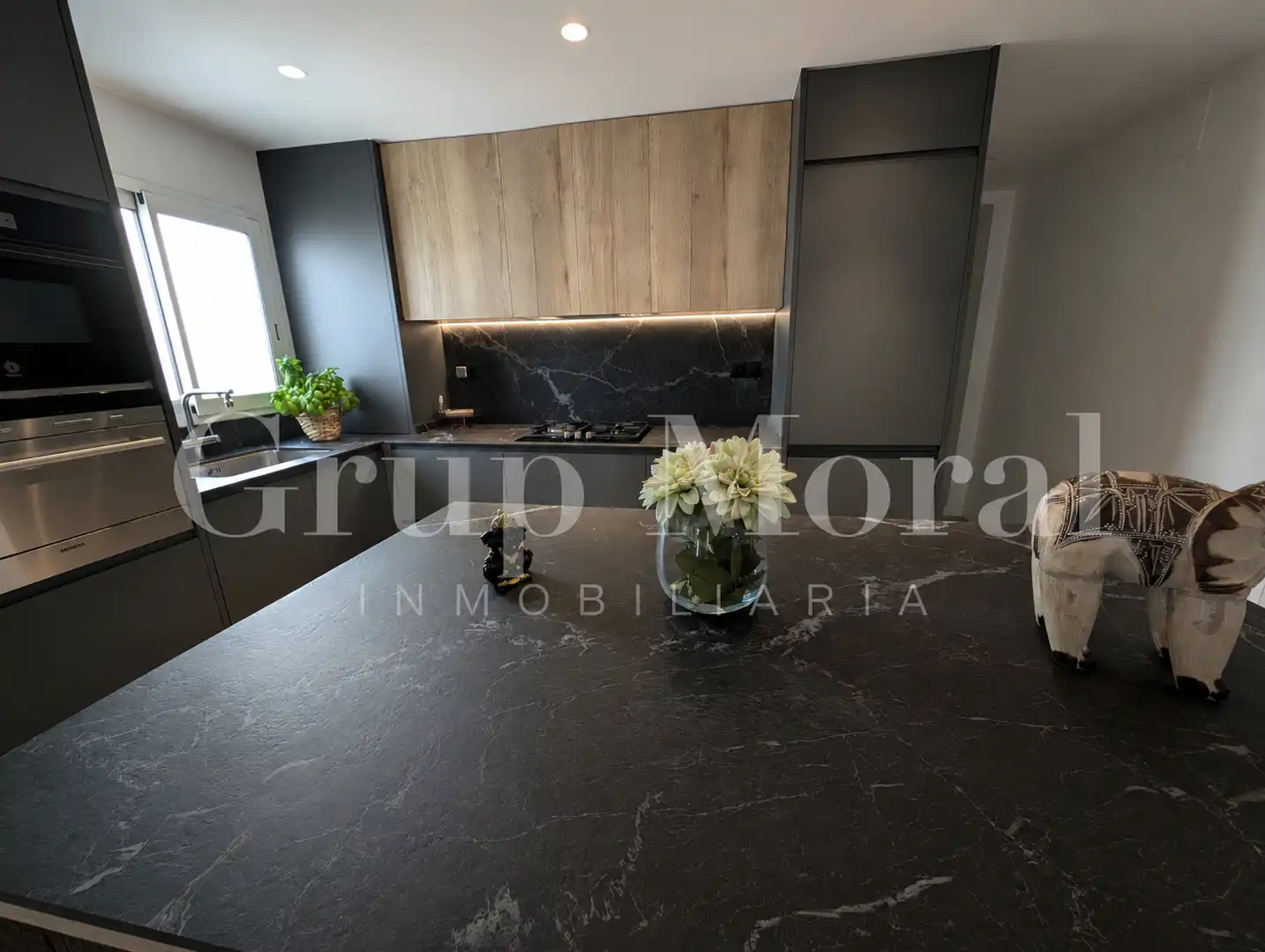 Kitchen of Flat for sale in Reus  with Air Conditioner, Heating and Balcony