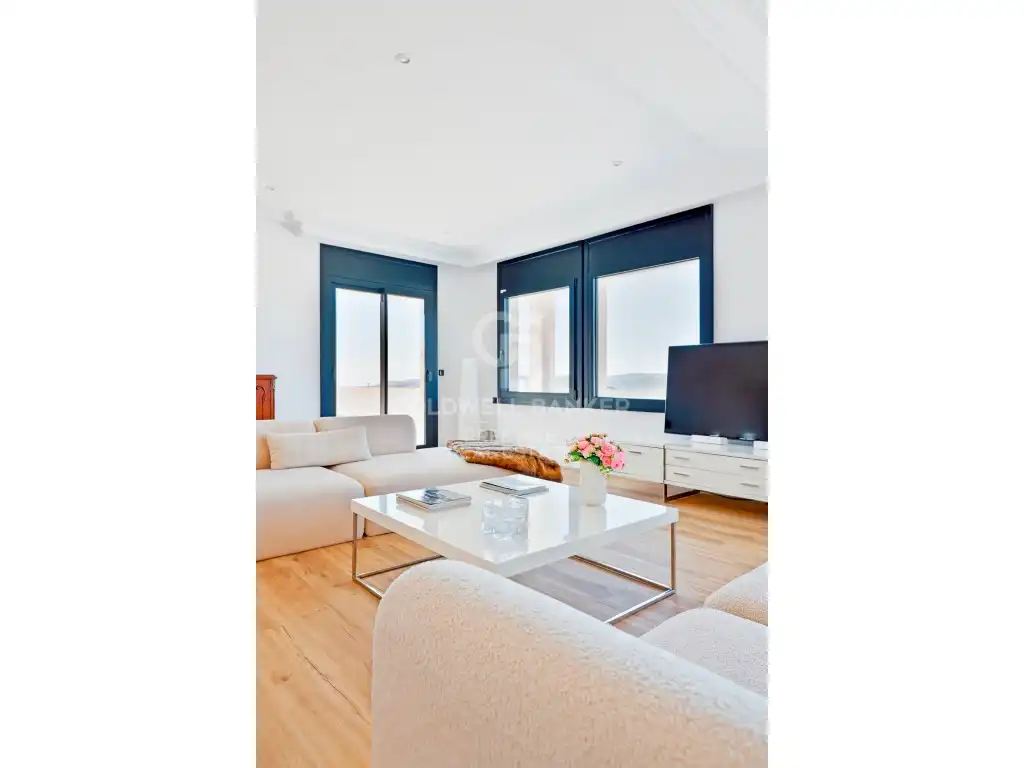 Living room of Houses for sale in Esplugues de Llobregat