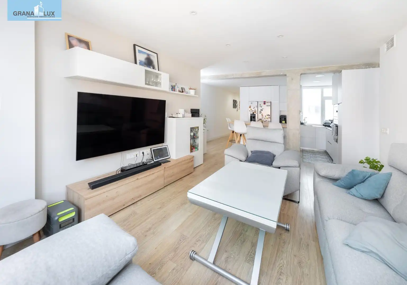 Wohnzimmer von Wohnung zur Miete in Granada mit Terrasse