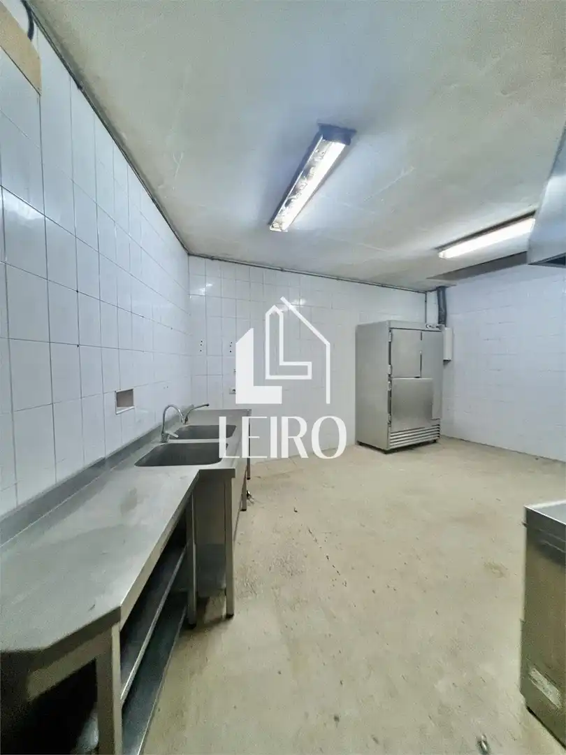 Local comercial de lloguer a Vilagarcía, imagen 8