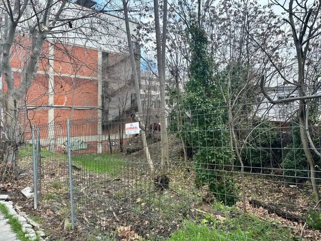 Industrial land for sale in Pozuelo de Alarcón