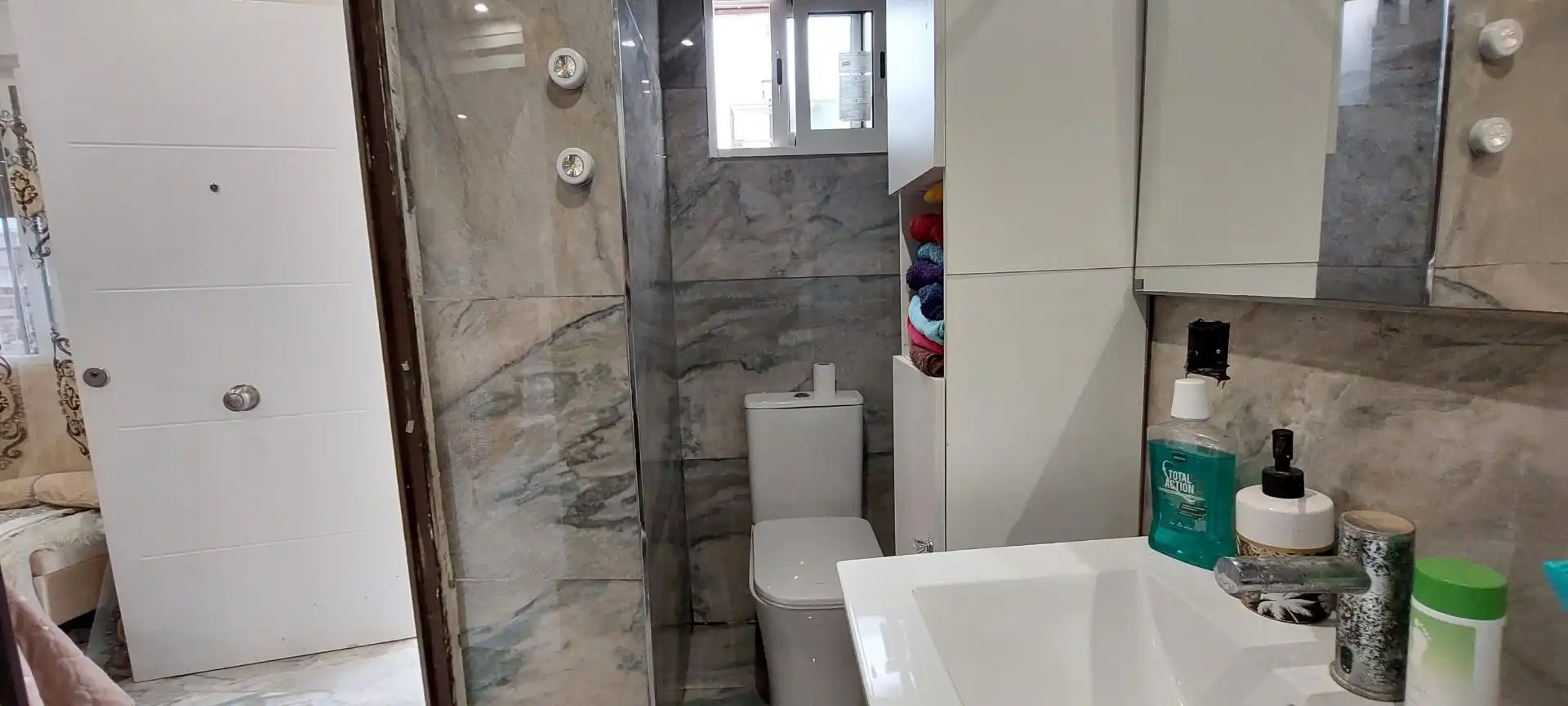 Badezimmer von Haus oder Chalet zum Verkauf in Córdoba