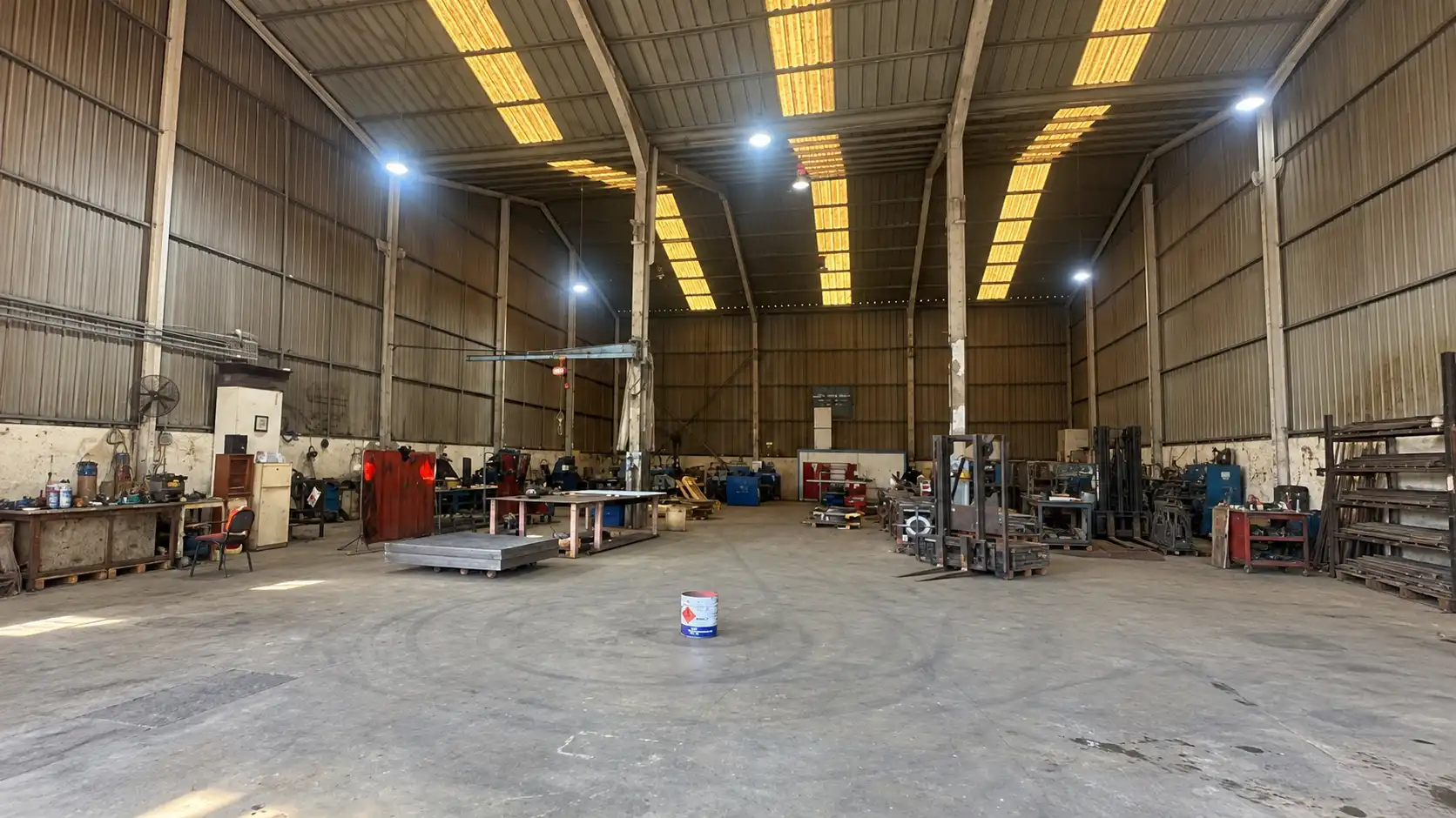 Nau industrial de lloguer a Barrio Barros