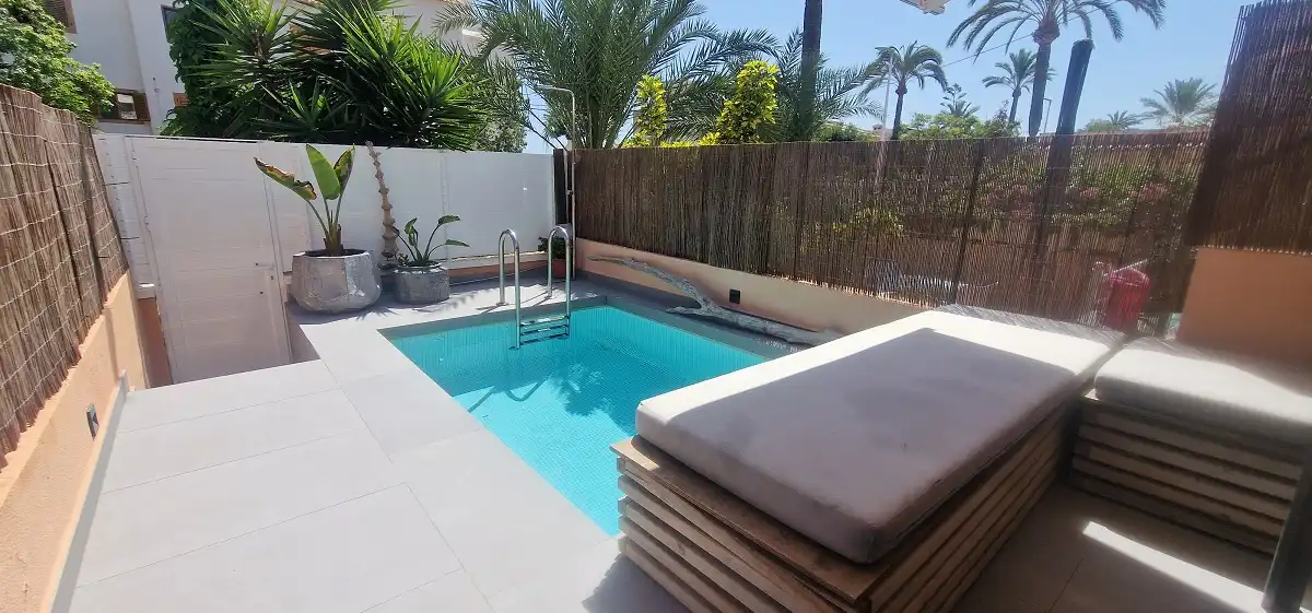 Piscina de Casa o chalet en venta en Santa Pola con Aire acondicionado, Jardín privado y Piscina