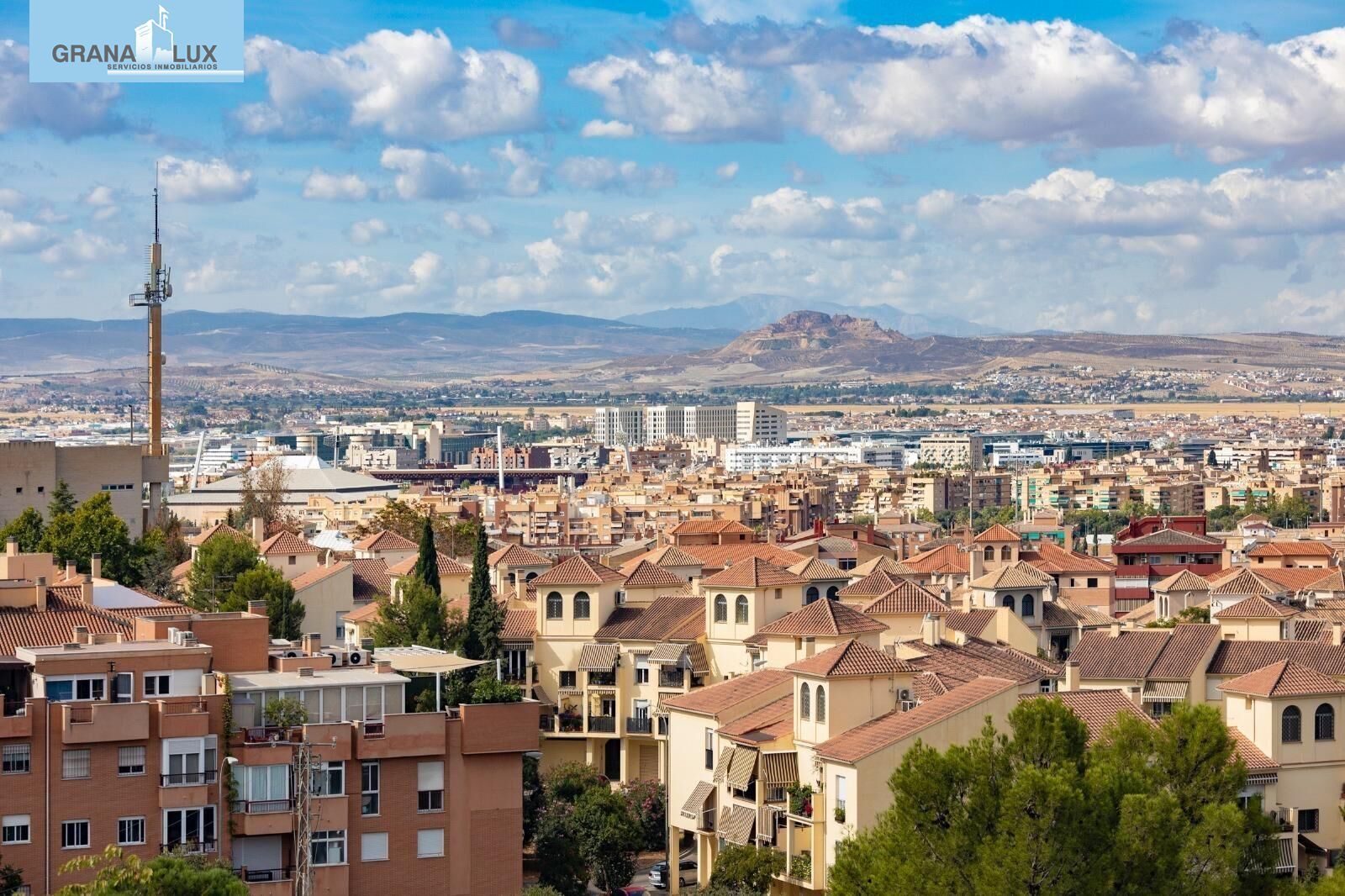 Exterior view of House or chalet for sale in  Granada Capital  with Air Conditioner, Private garden and Terrace