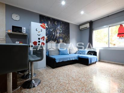 Flat for sale in  Barcelona Capital  with Heating