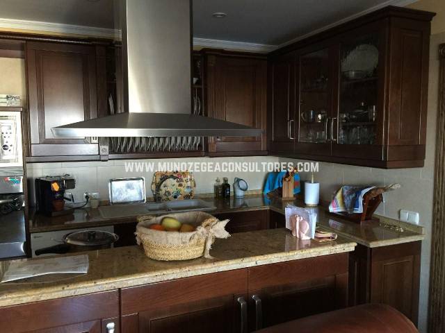 Casa-chalet en Venta en El Carmen - La Barrera