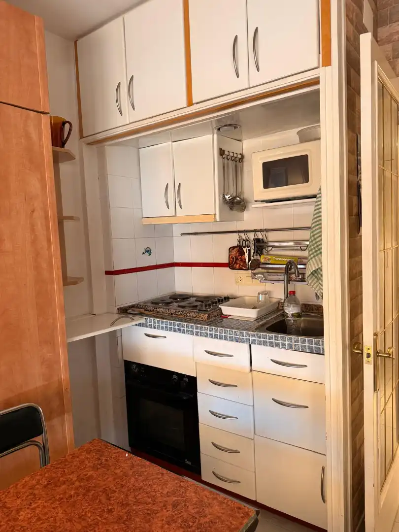 Cocina de Apartamento de alquiler en Lloret de Mar con Amueblado, Lavadora y Balcón