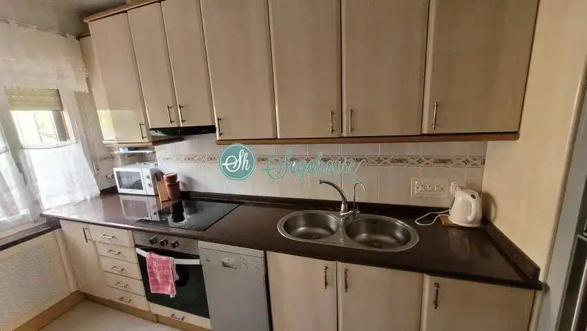 Kitchen of Flat for sale in Segovia  with Heating, Parquet flooring and Terrace