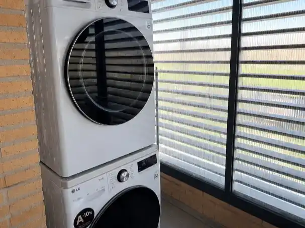 Terrassa de Pis en venda en Majadahonda amb Aire condicionat, Piscina i Balcó